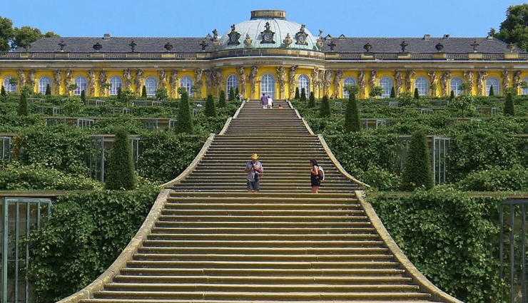 beautiful gardens,beautiful gardens to visit,beautiful gardens to visit in the world,gardens to travel,holidays,travel guide,tourism,travel guide