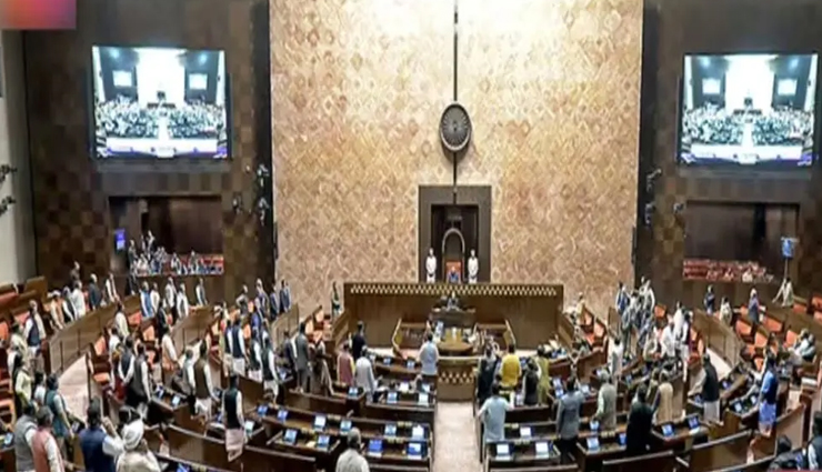 संसद से 49 और सांसदों का निलम्बन, अब तक कुल 141 हुए सस्पेंड