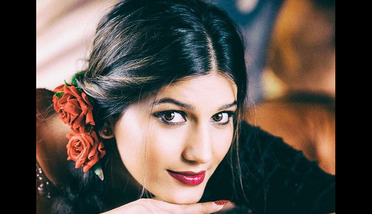 हमेशा ट्रेडिशनल कपड़ों में दिखने वाली सपना अब बन गई है स्टाइलिश, यकीन नहीं हो रहा तो देखे तस्वीरे 