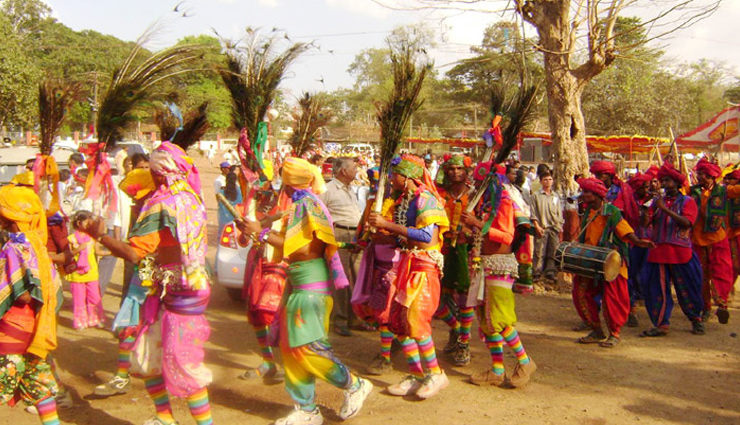 बारिश के दिनों में मजा लीजिए 1 महीने तक चलने वाले गुजरात के इस अनोखे फेस्टिवल का