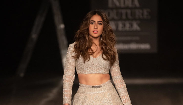 PICS- Sara Ali Khan Throwback Thursday Pic Will Make You Go Aww