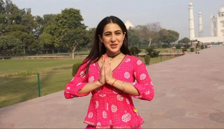 सारा अली खान की रिपोर्ट‍िंग देख अक्षय कुमार ने पकड़ा माथा, दिया ये रिएक्शन, देखे वीडियो