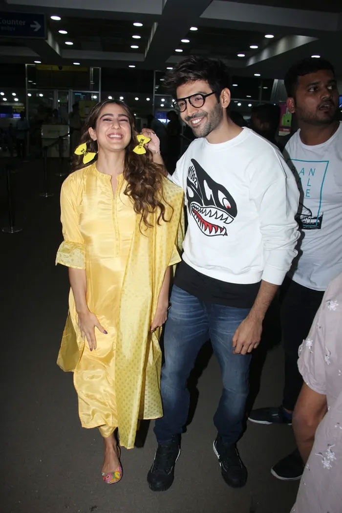 sasti beyonce,sara ali khan,sara ali khan turns sasti beyonce,promotions of love aaj kal,love aaj kal,ivy park,kartik aaryan,beyonce