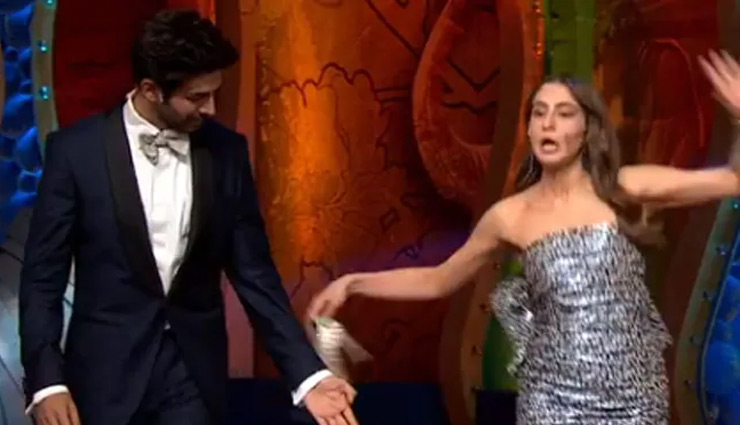 अवॉर्ड फंक्शन के दौरान लड़खड़ाकर गिरने वाली थीं सारा अली खान, तभी कार्तिक आर्यन ने यूं बचाया, वीडियो वायरल