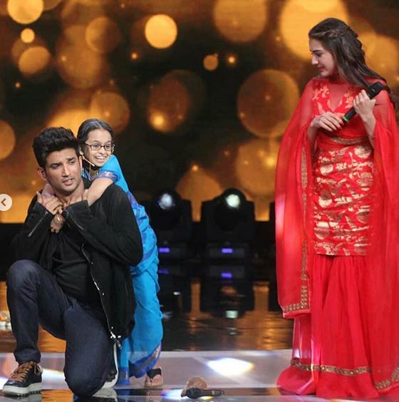 bollywood,sara ali khan,taimur ali khan,kedarnath,kedarnath promotion,taimur ali khan doll,sushant singh rajput