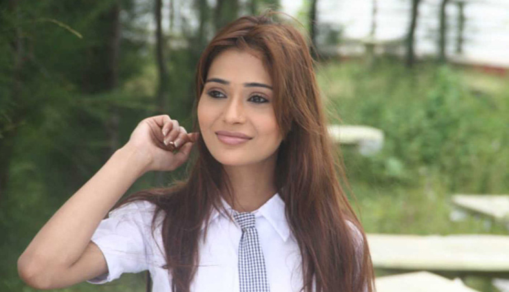 Abhishek Malik to romance Sara Khan in Bitchy Bee
