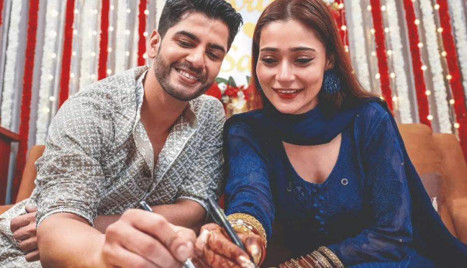 2 News : ‘लक्ष्मण’ के बेटे से हुई सारा खान की शादी, शेयर की तस्वीरें, संजय लीला भंसाली पर भड़के इस्माइल दरबार