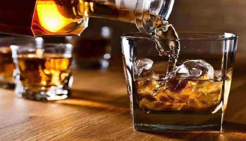 शराब घोटाले में टॉलीवुड की एंट्री! फ्लॉप फिल्मों से 36 करोड़ का काला धन सफेद, SIT ने YSRCP कनेक्शन उजागर किया