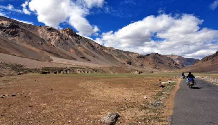 ladakh motorcycle routes,bike journey in ladakh,himalayan motorcycle tours,ladakh tour package,motorcycle adventure in ladakh,rohtang pass motorcycle ride,manali to leh bike trip,leh ladakh motorcycle expedition,pangong lake motorcycle route,ladakh cultural exploration by bike,motorbike tour of ladakh monasteries,himalayan landscape motorcycle ride,leh sightseeing on a motorcycle,adventure travel in north india,motorcycle trip itinerary in ladakh,ladakh motorcycle adventure tips,motorbike rental in ladakh,best motorcycle routes in north india,riding through himalayan villages,motorcycle journey through ladakh terrain