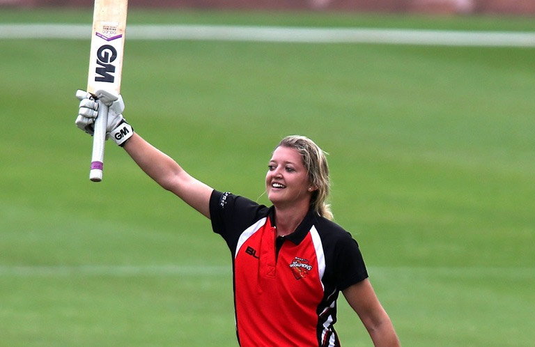 Women's Day Special- विश्व की 5 सर्वश्रेष्ठ महिला क्रिकेटर ellyse perry,australia,sarah jane taylor,england,jhulan goswami,india,katherine helen brunt,england,lisa carprini sthalekar,australia,womens day special,best female cricketers,female cricketers in the world