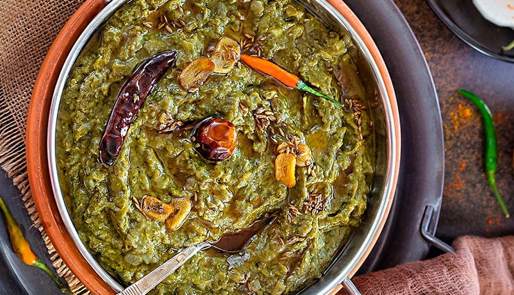 Recipe- Popular and Well Loved Sarson Ka Saag
