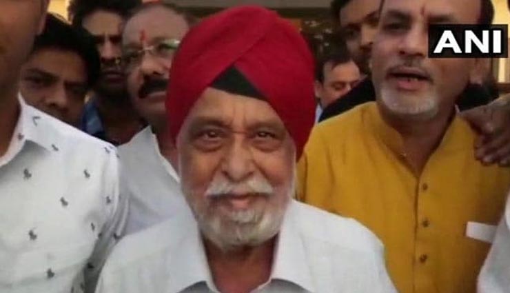 मध्य प्रदेश चुनाव: BJP से नहीं मिला टिकट तो फूट-फूट कर रोने लगे पूर्व केंद्रीय मंत्री सरताज सिंह, कांग्रेस में शामिल होते ही मिला टिकट 