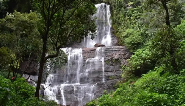 dalhousie tourism,places to visit in dalhousie,dalhousie himachal pradesh,dalhousie hill station guide,colonial architecture dalhousie,adventure sports dalhousie,dalhousie travel blog,best hill stations in india,scenic places in himachal,nature travel india,dalhousie attractions,things to do in dalhousie