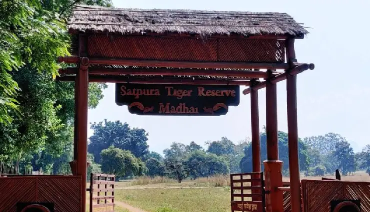 madhya pradesh tourism,places to visit in madhya pradesh october 2025,best time to visit madhya pradesh,madhya pradesh unesco sites,madhya pradesh tiger reserves,waterfalls in madhya pradesh,madhya pradesh temples,madhya pradesh festivals,dussehra in madhya pradesh,diwali celebrations madhya pradesh,travel guide madhya pradesh october