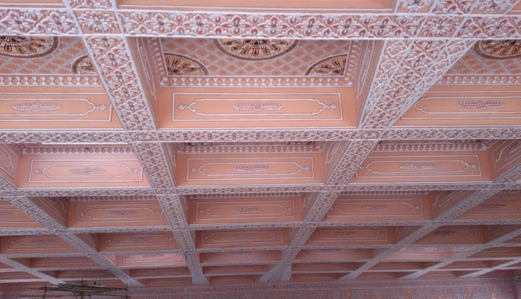 7 guinness world records that are from jaipur,man with the longest mustache,temple with a marvelous feat of architecture,worlds largest display of lamps,worlds largest silver vessel,worlds biggest sports trophy,biggest bhoomi poojan,maximum number of comments on social media