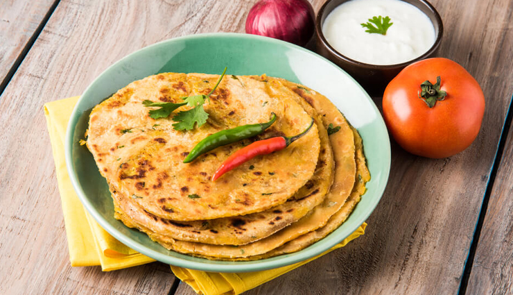 sattu ka paratha,sattu recipe,main course recipe,snacks recipe,healthy recipe
