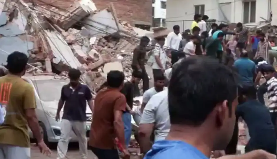 सत्य निकेतन हादसे में भवन मालिक हरिराम की तलाश तेज, गिरफ्तारी के लिए दिल्ली समेत 3 राज्यों में 10 टीमें गठित, अब तक 7 की मौत