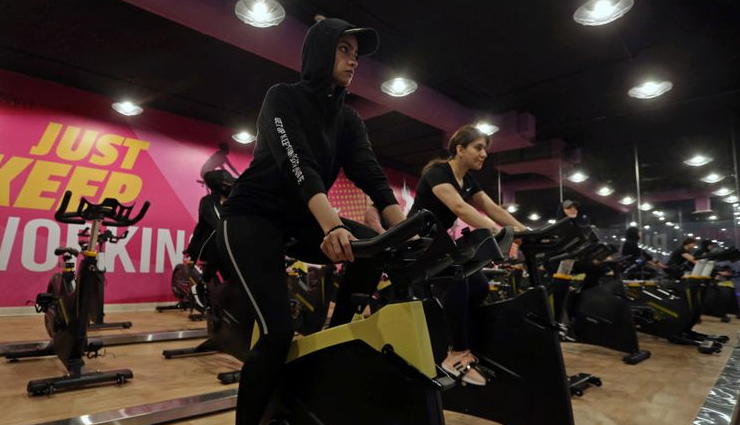 things banned in saudi arabia,saudi arabia