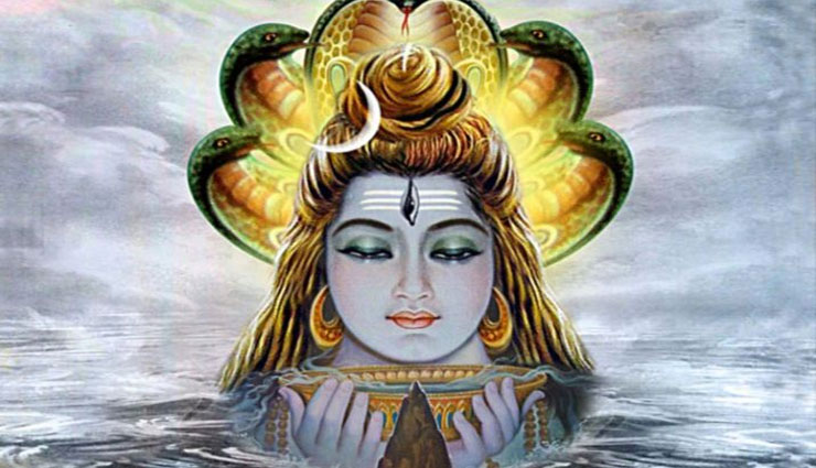 इस सावन जल के साथ शिवलिंग पर चढ़ाएं ये 6 चीजे, होगी हर मनोकामना पूरी