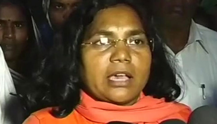बहराइच से बीजेपी सांसद सावित्रीबाई फुले हुईं भाजपा से अलग, कहा - समाज को बांटने का काम कर रही है BJP