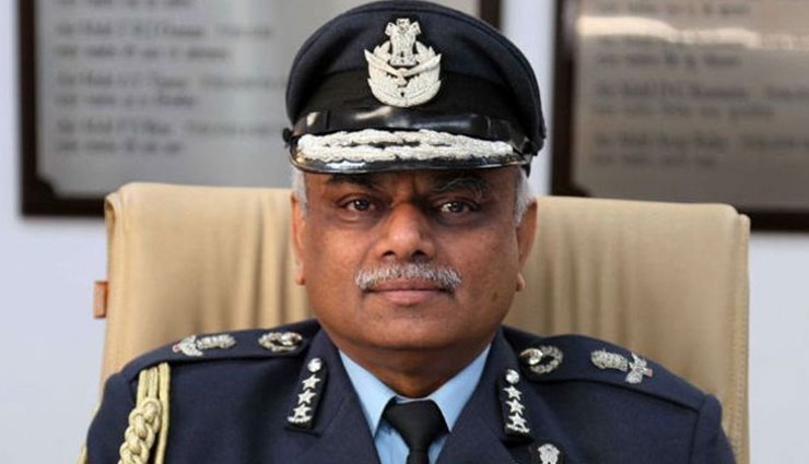 IAF vice-chief SB Deo accidently shoots himself in thigh, admitted in Delhi hospital