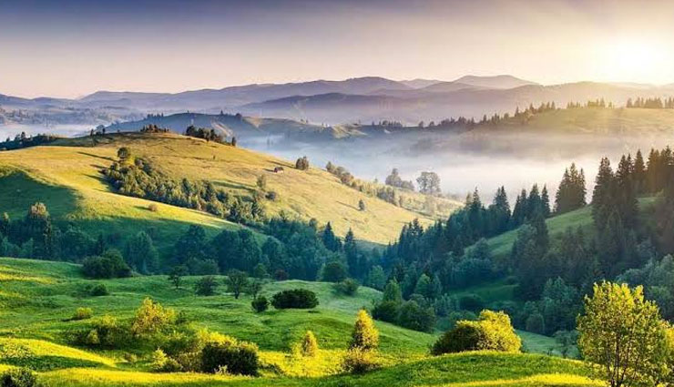 scenic places,scenic places in india,hemis national park,jammu and kashmir,the islands,andaman,calangute beach,goa,khardung la,ladakh,kangchenjunga peak,sikkim