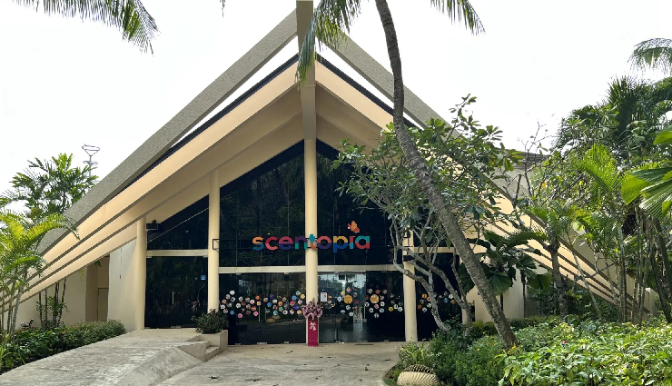 sentosa attractions,things to do in sentosa,sentosa island experiences,sentosa adventure activities,sentosa sightseeing spots,sentosa tourist destinations,sentosa must-visit places,sentosa beach tram,skyhelix sentosa ride,scentopia perfume-making,madame tussauds sentosa,fort siloso skywalk,iflysingapore indoor skydiving,universal studios singapore,s.e.a. aquarium sentosa,sentosa island tours,sentosa cable car,sentosa outdoor activities,sentosa attractions guide,sentosa travel tips