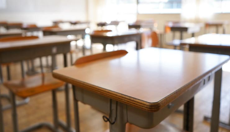 weird news,weird school,one student school,wyoming district school,laramie school