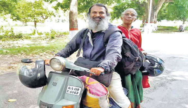 स्कूटर से बेटे ने मां को करवाई 48 हजार किमी की तीर्थ यात्रा, भावुक आनंद महिंद्रा ने किया ये वादा