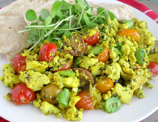 Recipe- Scrambled Eggs With Beans For Quick Breakfast