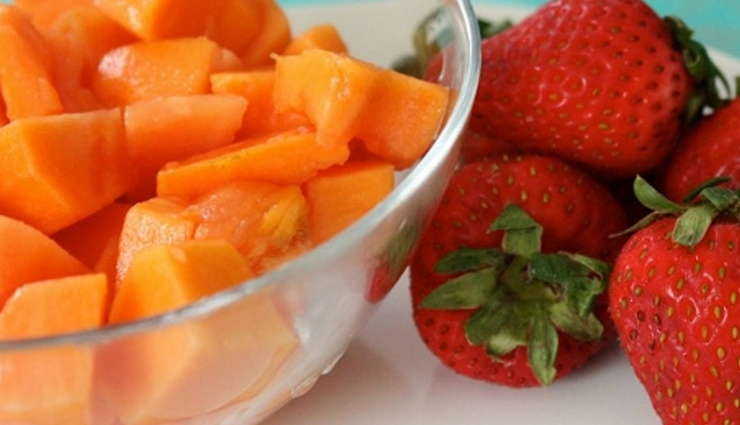 sugar and honey,yogurt and sugar,sugar and vitamin e,sugar and papaya,oatmeal and water,banana and oatmeal,yogurt and oatmeal,oatmeal and almonds,milk and coffee,yogurt and coffee,mashed strawberry,papaya and strawberry,kiwi and strawberry,baking soda and water,baking soda and honey,baking soda and lemon juice,homemade face scrub,face care tips,skin care tips