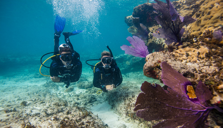 adventure sports around the world,dangerous sports in the world,dangerous sports in the world,base jumping,heli-skiing,scuba diving,street luge,white-water rafting