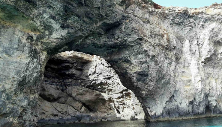 sea caves,sea caves around the world,amazing sea caves around the world,sea life,holidays,travel guide,travel tips