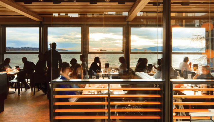 पानी के ऊपर लेना चाहते हैं खाने-पीने का मजा, चले आइये विश्व के इन प्रसिद्द फ्लोटिंग रेस्टोरेंट्स famous floating restaurant,floating restaurant,best floating restaurant,floating restaurant worldwide,travel,travel tips in hindi