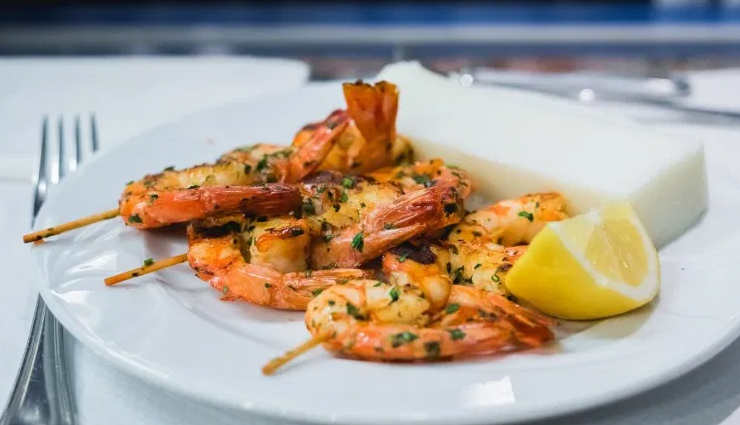 freshly caught seafood,freshly caught seafood in venice,places to enjoy seafood in venice,venice,antiche carampane,osteria alle testiere,al fontego dei pescatori,ristorante lineadombra,ristorante ribot