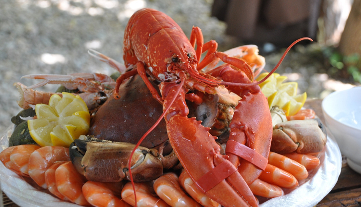 seafood restaurants,seafood restaurants in bahamas,bahamas,bearded clam sports bar,bahamian cookin restaurant & bar,goldies conch house nassau bahamas,twin brothers restaurant,fish central,drifters restaurant at arawak cay