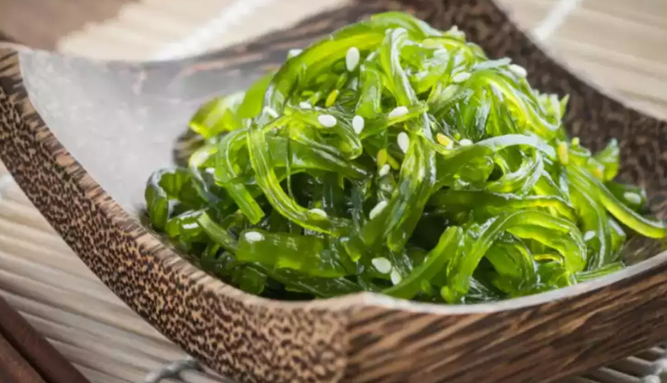 eye wrinkles,home remedies eye wrinkles,eye care tips,eye care tips,signs of aging,beauty,beauty tips