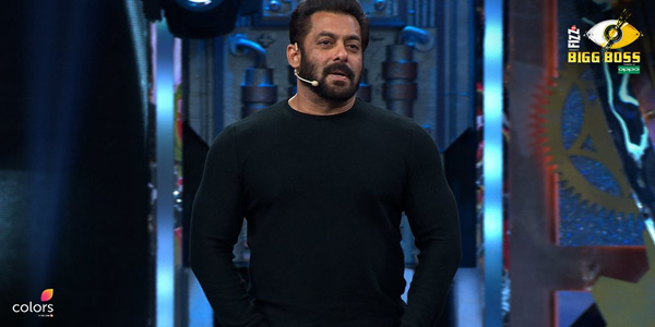 बिग बॉस के घर से हिना ने बताया अपना एक सीक्रेट, वही अगले हफ्तें नॉमिनेशन होने से बचा यह कंटेस्टेंट bigg boss 11,Salman Khan,hina khan,dhinchak pooja,eliminate,Shilpa Shinde,bigg boss news