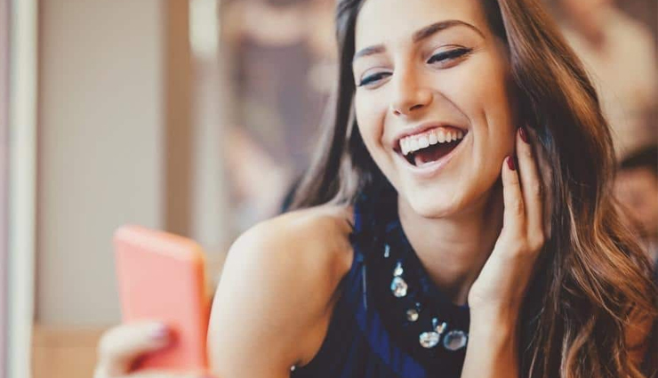 subtle text messages for him,seductive text messages for him,flirty text messages for him,fun text messages for him,texting tips for keeping things flirty,subtle ways to keep the spark alive,seductive text ideas for him,flirting through text messages,playful text messages for your partner,keeping the romance alive through texting