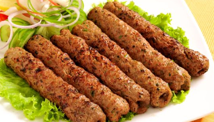 madhya pradesh food,madhya pradesh famous food,madhya pradesh travel,holidays,travel guide,travel tips