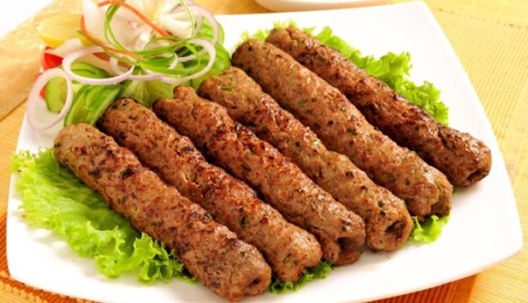 Bakrid 2019: बकरीद के खास मौके पर बनाए 'सीख कबाब', करें मेहमानों का शाही स्वागत #Recipe