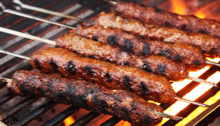 healthy indian street foods,nutritious street foods in india,wholesome indian street food options,balanced street foods in indian cuisine,health-friendly indian street snacks,indian street food for fitness enthusiasts,guilt-free indian street delicacies,nourishing options in indian street food,street foods promoting well-being in india,balanced diet indian street foods