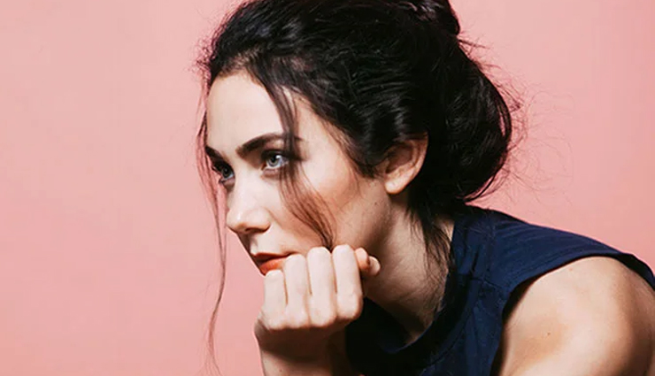 silent walking for mindfulness,art of walking meditation,inner peace through silent walking,mindful walking practice,walking meditation benefits,silent walking techniques,cultivating inner calm with silent walking,mindful steps towards inner peace,silent walking for mental clarity,harnessing tranquility through walking meditation,mindful walking practices for stress relief