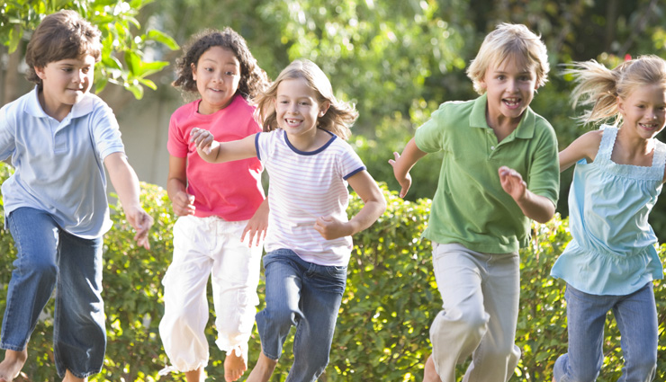 बच्चों को इतना प्यार न दें जो ‘लाड’ में बदल जाए, आत्मविश्वास पैदा होने दे, नेतृत्व क्षमता का होगा विकास child care tips,children growth,children mental growth,relationship tips