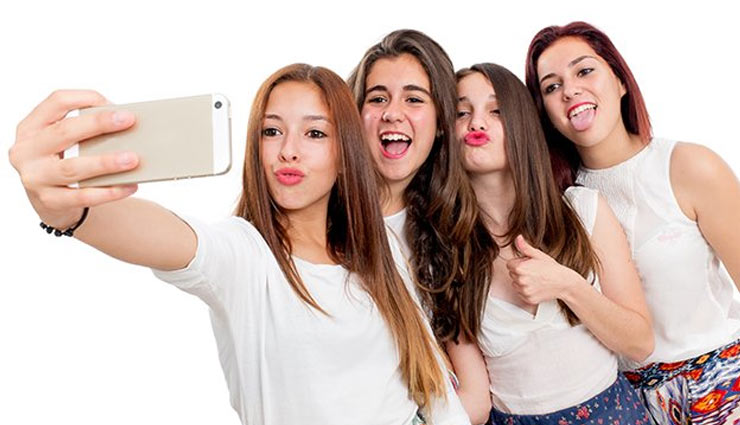 selfie,beauty tips,tips for taking selfie ,ब्यूटी,ब्यूटी टिप्स,आसान ब्यूटी टिप्स,चेहरे पर खूबसूरती लाने के उपाय