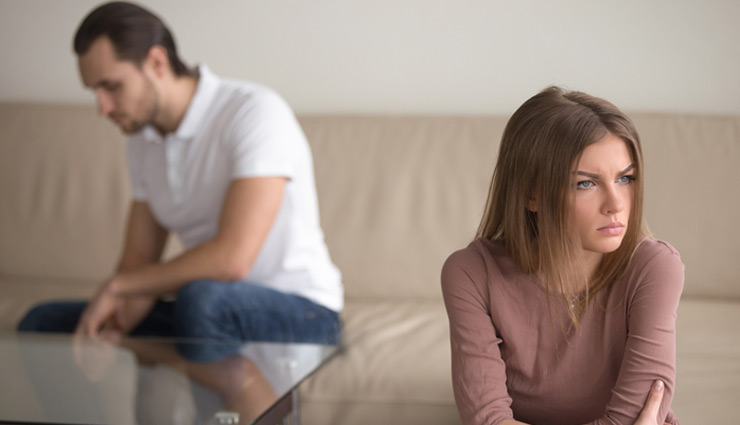 signs of selfish person,traits of selfish people,recognize selfish behavior,dealing with selfish individuals,selfish partner signs,selfish friend signs,selfish people traits