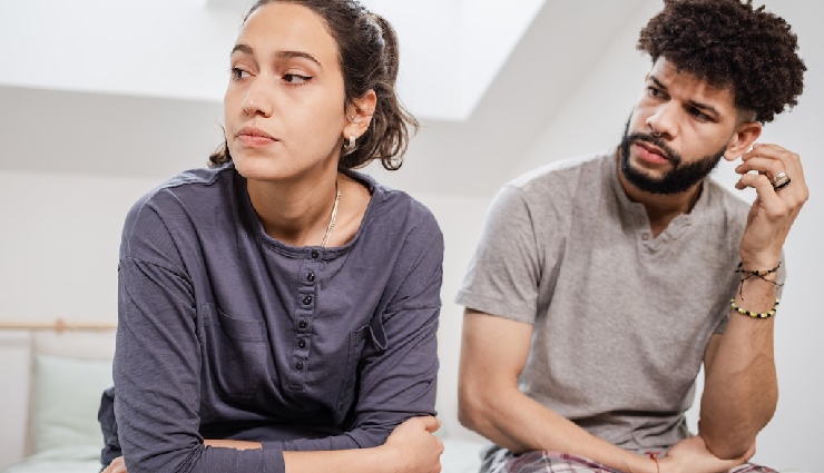 signs partner emotionally distant,partner growing distant signs,understanding partner emotional distance,emotional distance relationship signs,coping with emotionally distant partner,emotional detachment relationship,effects of emotional distance,emotional disconnection in relationship,impact of emotional distance,partner withdrawing emotionally,relationship dissatisfaction signs,growing apart in relationship,emotional needs discrepancies,loneliness in relationship,self-doubt in relationship,stress from emotional distance,anxiety from emotional repression,communication decline in relationship,intimacy decline relationship,emotional disengagement signs