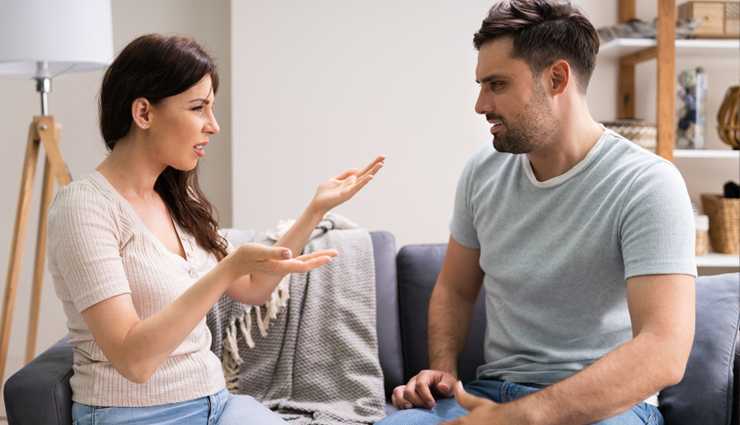 signs of selfish person,traits of selfish people,recognize selfish behavior,dealing with selfish individuals,selfish partner signs,selfish friend signs,selfish people traits