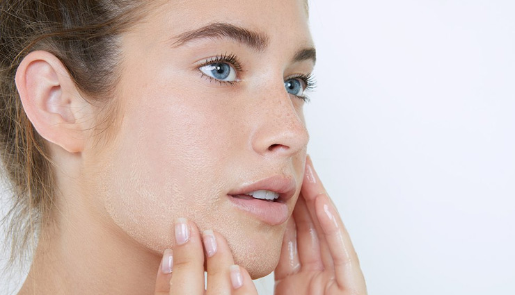 इस तरह रखें अपनी सेंसेटिव त्वचा का ख्याल, सावधानी रखने में ही समझदारी है