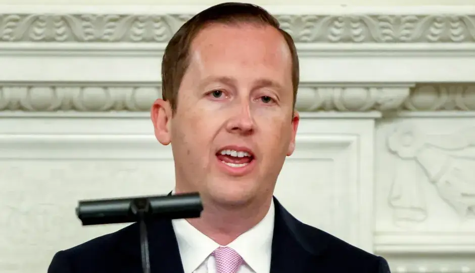 ‘भारत ही करेगा फैसला’, ईरान-अमेरिका संघर्ष में इंडिया की भूमिका पर सर्जियो गोर का बड़ा बयान